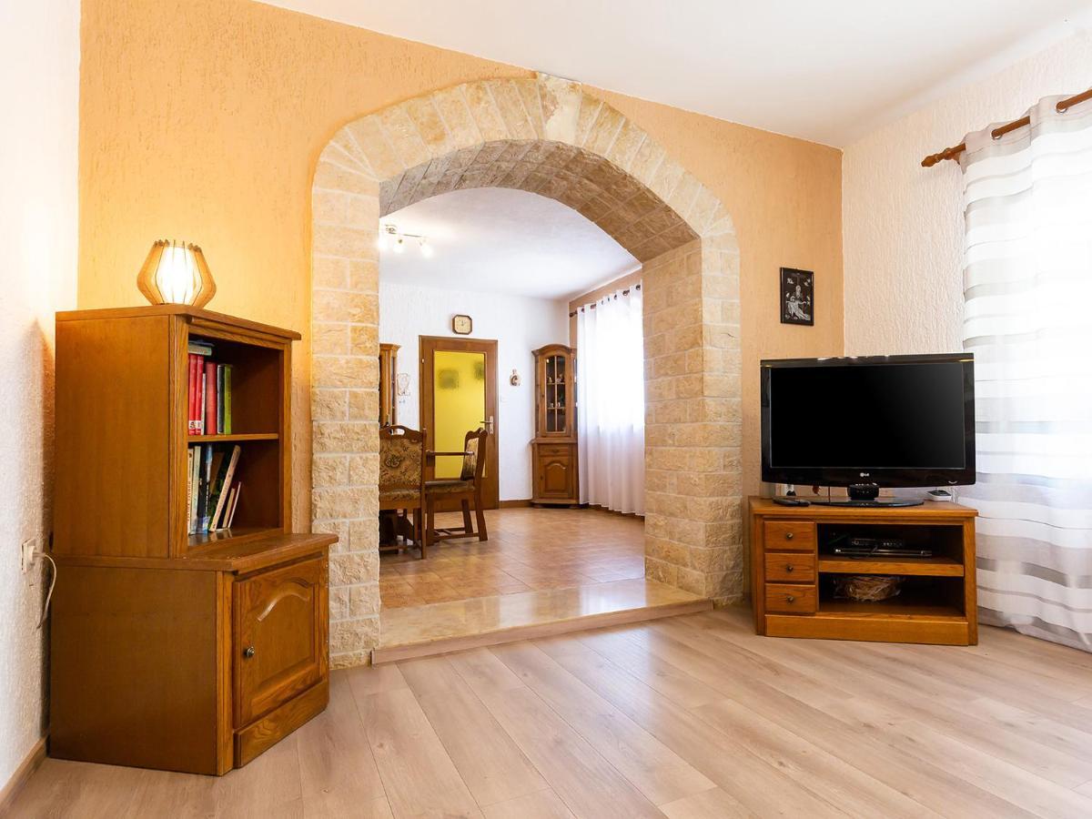 Apartments Fratta Frata Luaran gambar