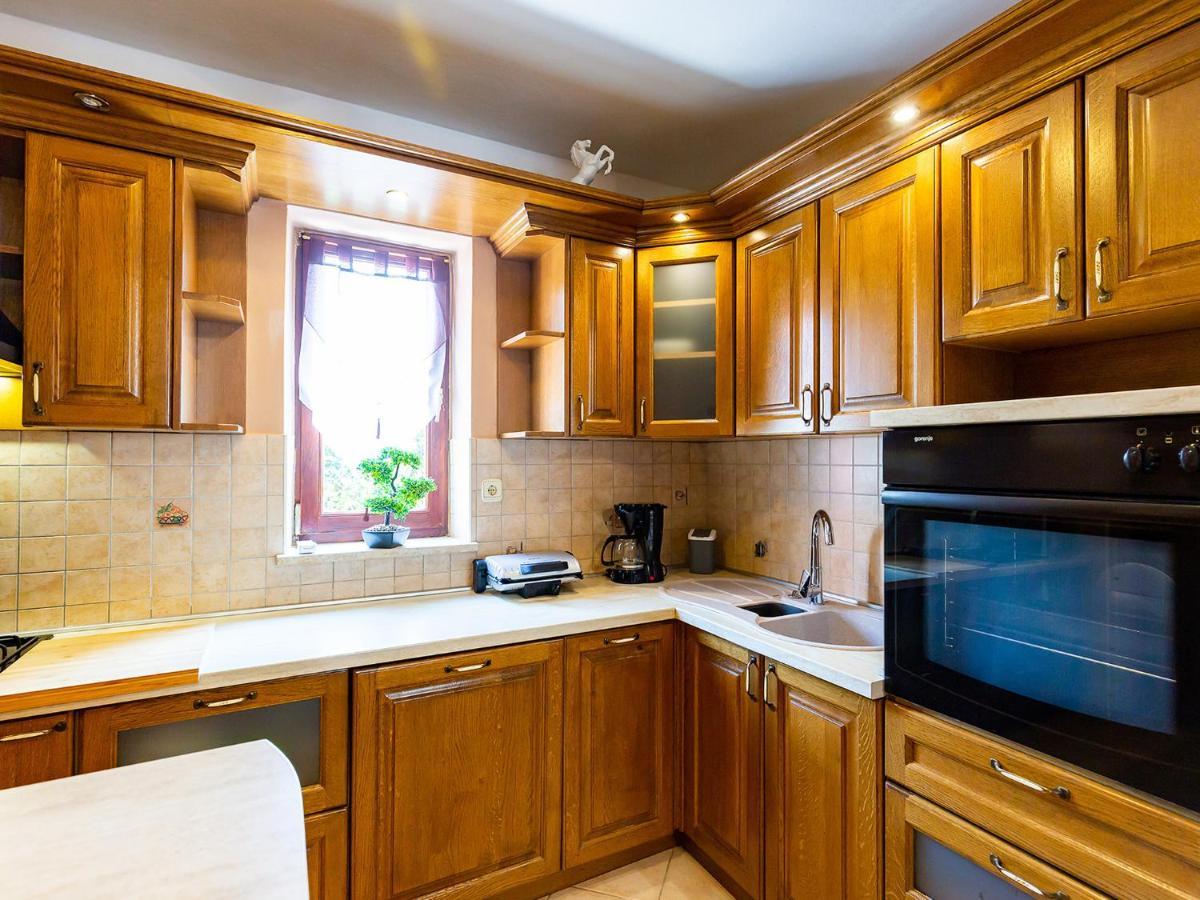 Apartments Fratta Frata Luaran gambar