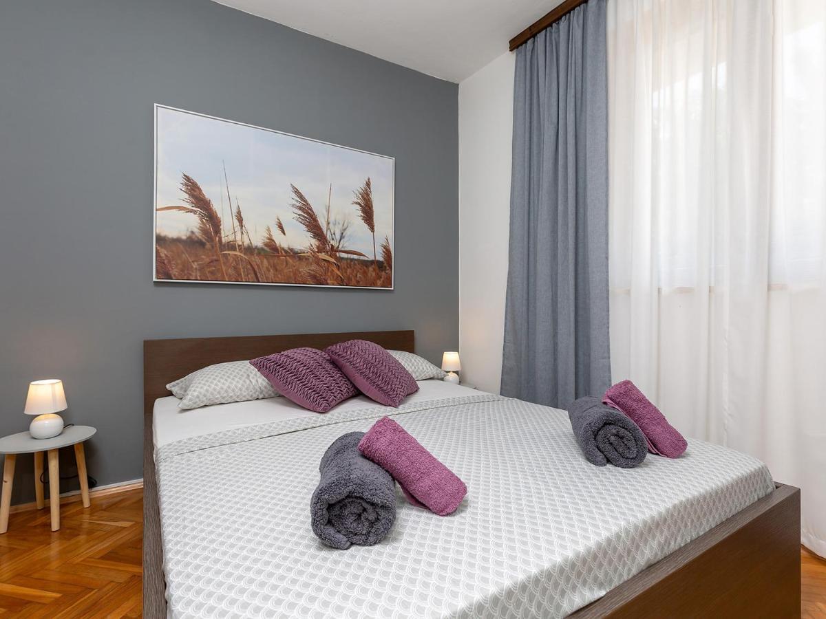 Apartments Fratta Frata Luaran gambar