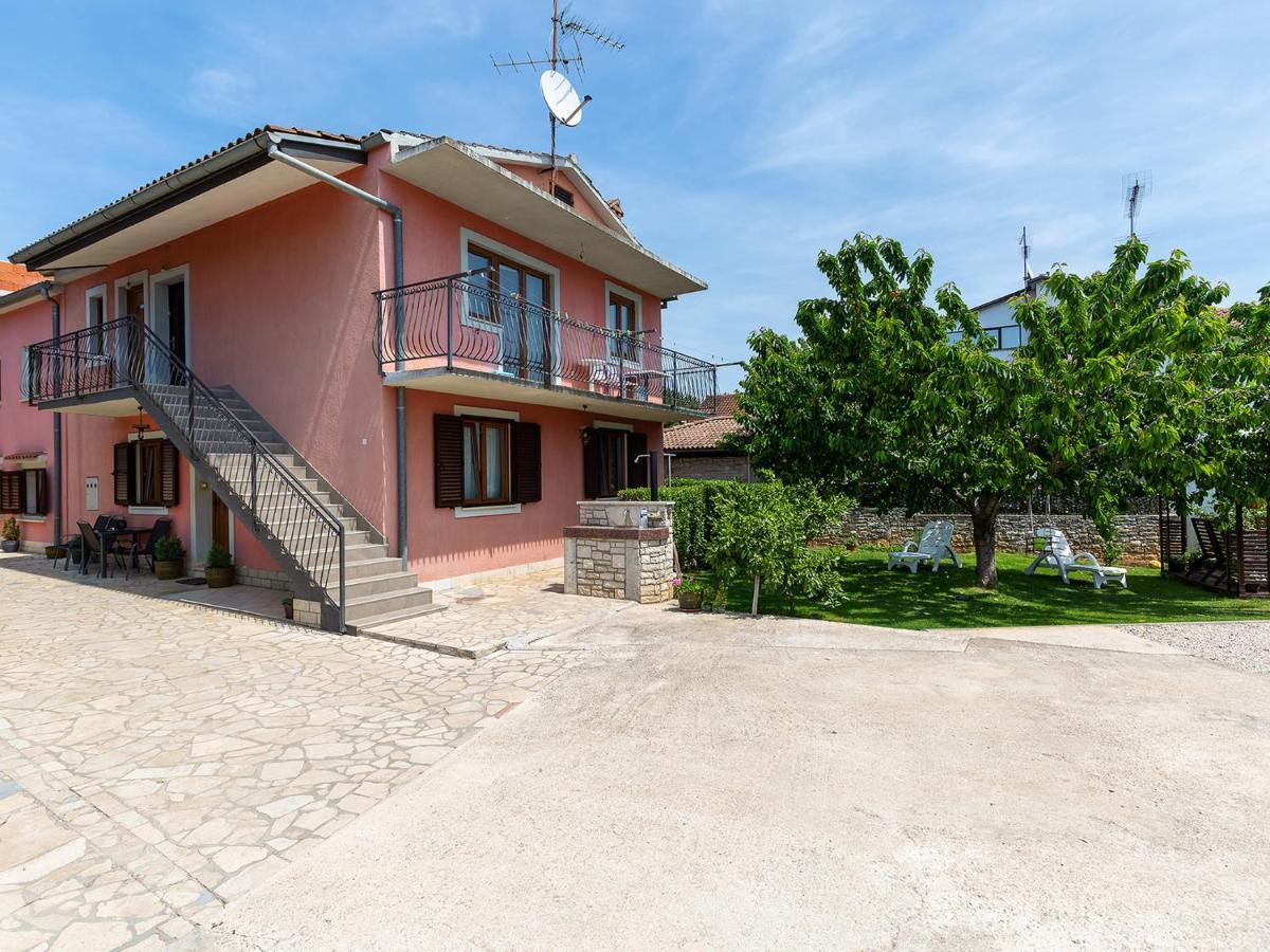 Apartments Fratta Frata Luaran gambar